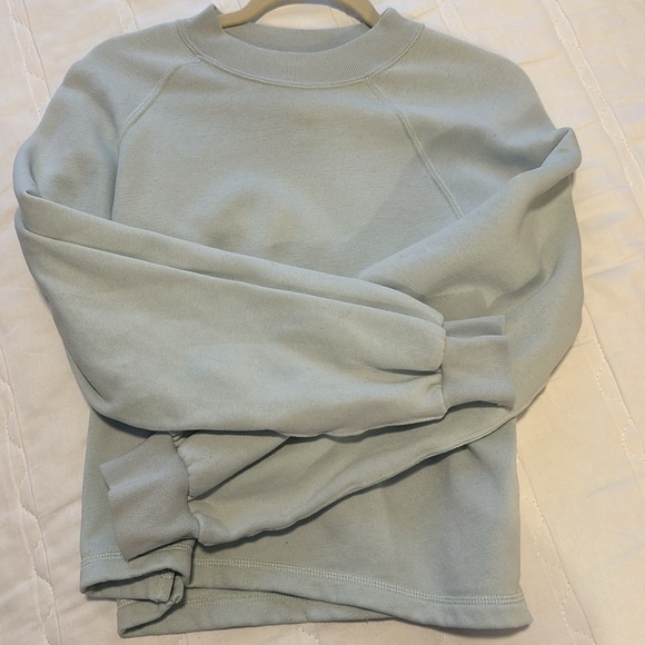 NWOT RARE Abercrombie & Fitch Soft AF Essential Crew in Blue Fog Size S - Picture 9 of 14